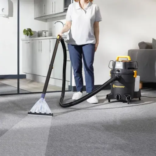Test Vacmaster VK1323PFR : le gros nettoyeur multi-surfaces qui fait (presque) tout à la maison
