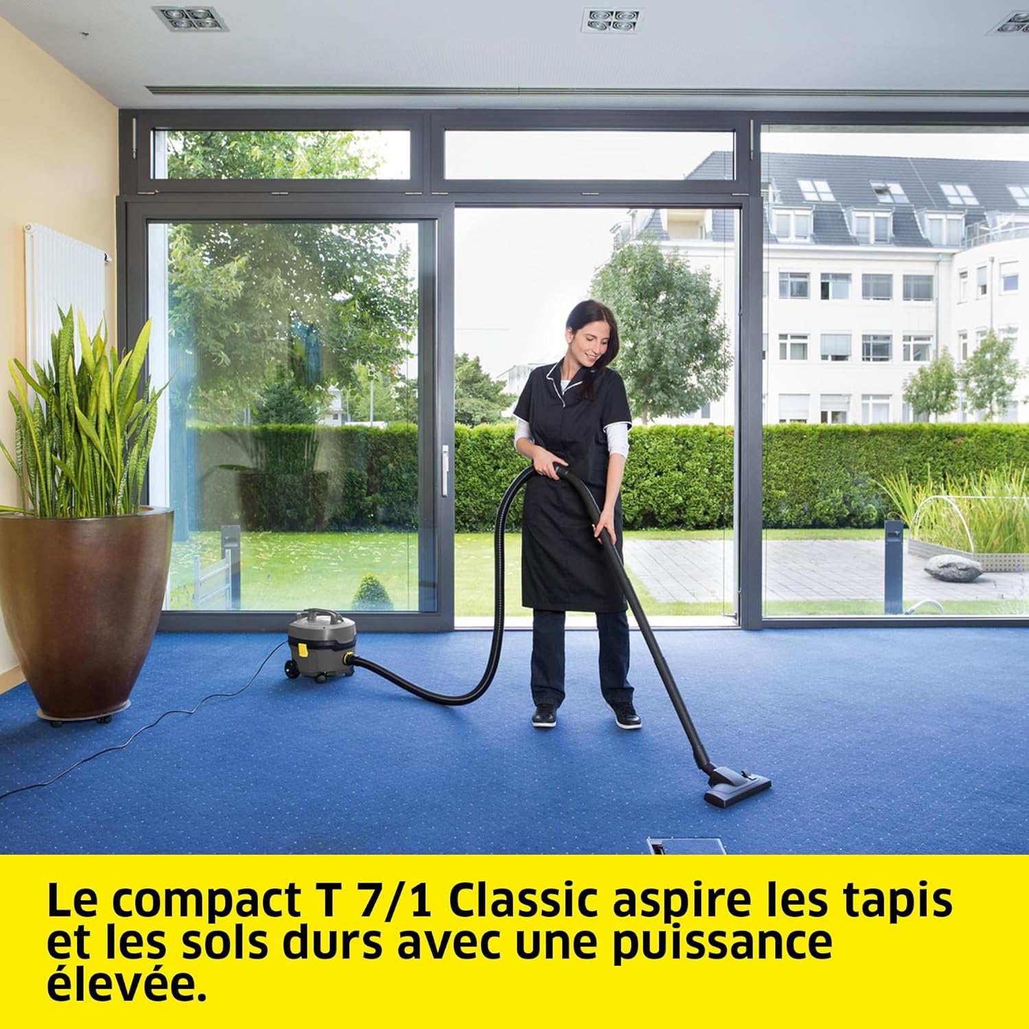 Kärcher aspirateur poussières T 7/1 Classic, réservoir : 7 l, puissance : 850 W, niveau sonore : 62 db(A), poids : 3,5 kg, câble : 7,5 m, panier-filtre permanent