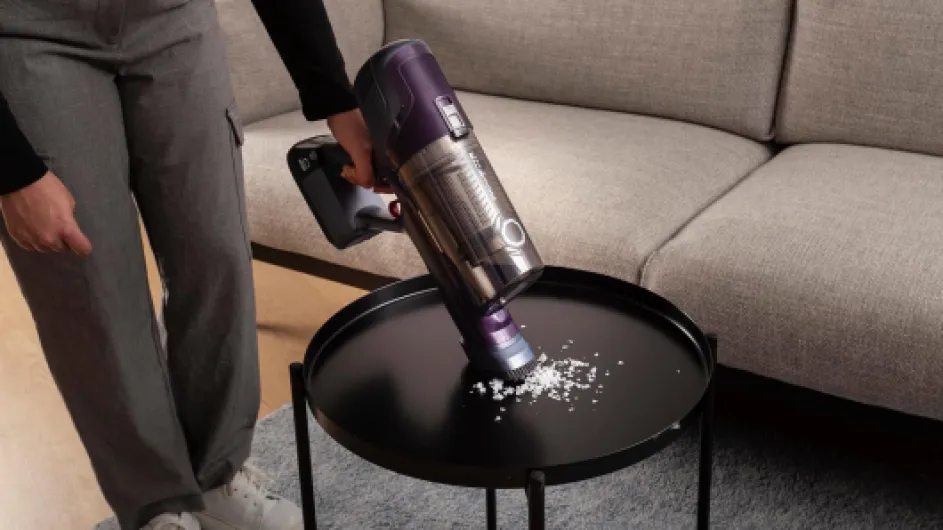 X-Pert 6.60 Aspirateur Balai sans fil, Léger, Puissance 100W, Autonomie 45min, Efficace sur tous Types de Sols, LED RH6838WO, Violet Violet 4 Accessoires